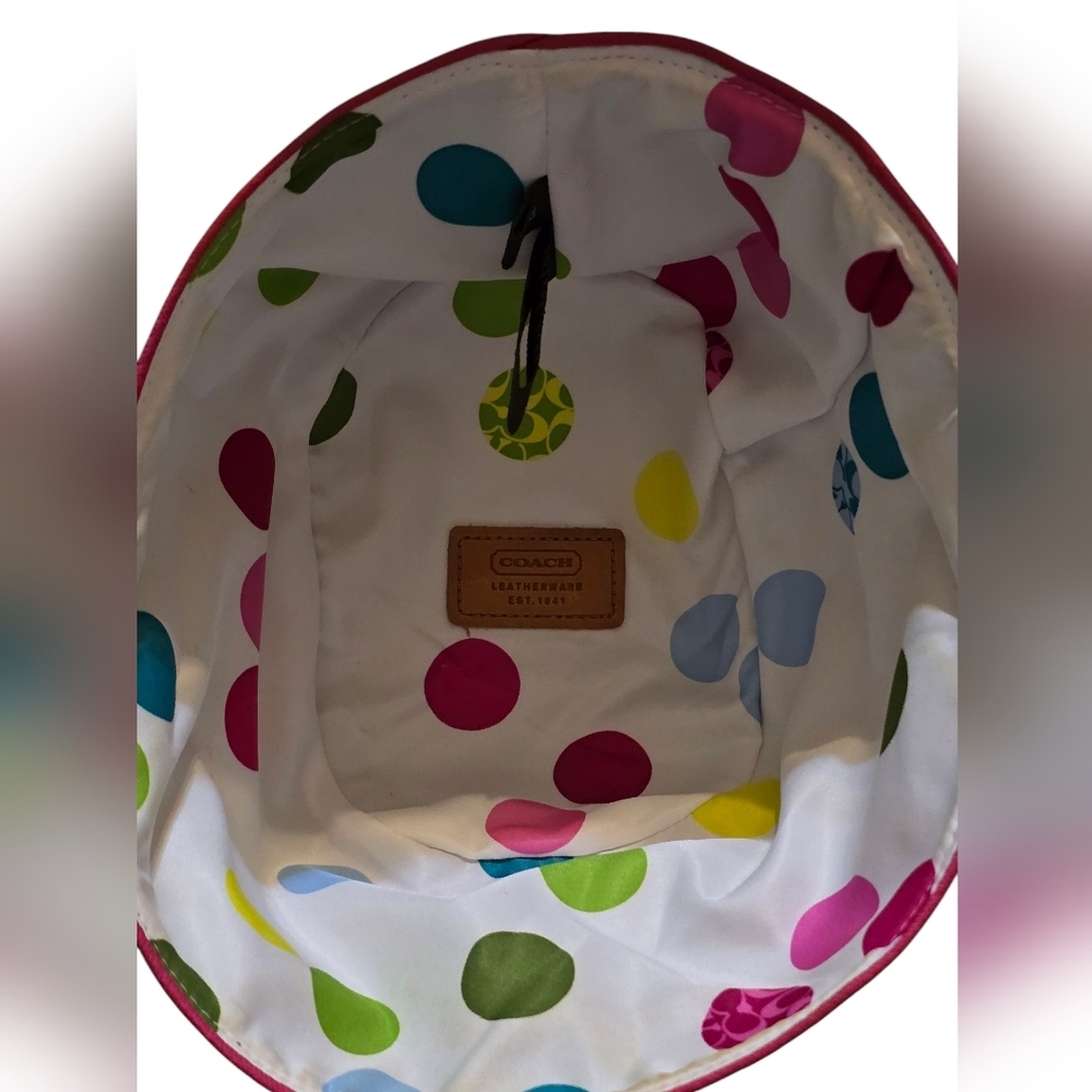 Coach Womans Signature C Bucket Hat in Khaki With Pink Leather Trim - Picture 7 of 14